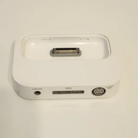 Apple iPod Universal Dock A1153 Remote A1156 30-Pin Cable Charger Tested Works
